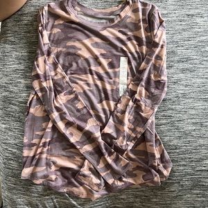 brand is Favorite Crew. never wore, purplish and pinkish. very good condition.